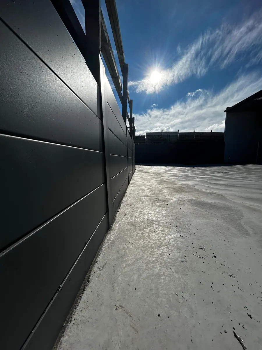 Internal corner of a commercial SuperSleeper retaining wall